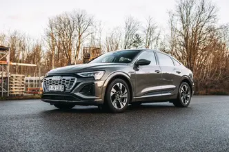 Audi Q8 e-tron, 250 kW, electric, automatic, four-wheel drive