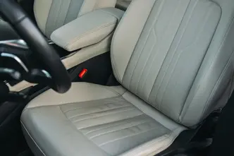 Audi Q8 e-tron, 250 kW, electric, automatic, four-wheel drive