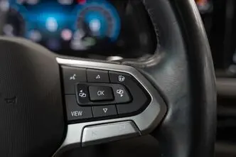 Volkswagen Multivan, 1.4, 110 kW, pistikhübriid, automaat, esivedu