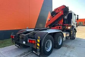 Renault 420 DCI 6x4, 313 kW, diisel, manuaal