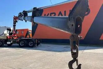 Renault 420 DCI 6x4, 313 kW, diisel, manuaal