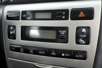 Toyota Corolla, 1.6, 81 kW, bensiin, automaat, esivedu