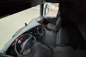 Scania G450, 331 kW, diesel, automatic