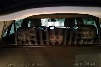 Mercedes-Benz 200, 2.1, 100 kW, diesel, automatic, rear-wheel drive