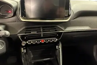 Peugeot 2008, 1.2, 96 kW, petrol, automatic, front-wheel drive