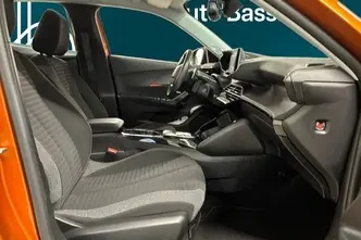 Peugeot 2008, 1.2, 96 kW, petrol, automatic, front-wheel drive