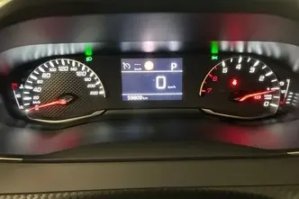 Peugeot 2008, 1.2, 96 kW, petrol, automatic, front-wheel drive