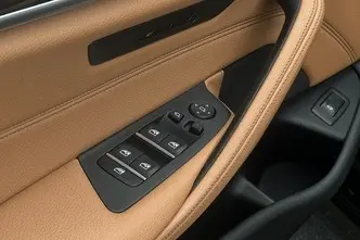 BMW 520, 2.0, 140 kW, дизель, автомат, полный привод