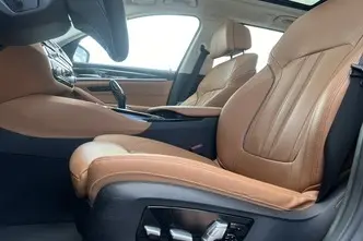 BMW 520, 2.0, 140 kW, дизель, автомат, полный привод
