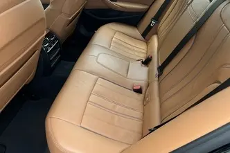 BMW 520, 2.0, 140 kW, дизель, автомат, полный привод