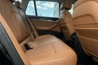 BMW 520, 2.0, 140 kW, дизель, автомат, полный привод