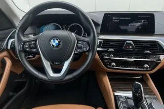 BMW 520, 2.0, 140 kW, дизель, автомат, полный привод