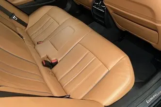 BMW 520, 2.0, 140 kW, дизель, автомат, полный привод