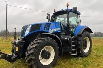 New Holland T8.330, 235 kW, diesel, automatic