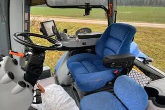 New Holland T8.330, 235 kW, diesel, automatic