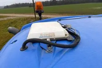 New Holland T8.330, 235 kW, diesel, automatic