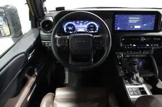 Toyota Land Cruiser, 2.8, 151 kW, diesel, automatic, four-wheel drive