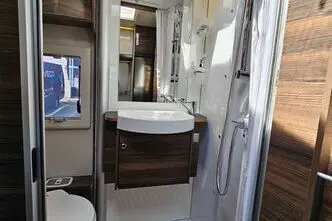 Laika ECOVIP, 2.3, 103 kW, diisel, automaat, esivedu