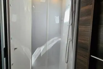 Laika ECOVIP, 2.3, 103 kW, diisel, automaat, esivedu