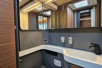 Laika Kreos, 2.3, 132 kW, dīzelis, automātiskā, priekšējā piedziņa