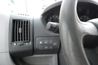 Peugeot Boxer, 74 kW, diesel, manual, front-wheel drive