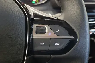 Peugeot 2008, electric, automatic, front-wheel drive