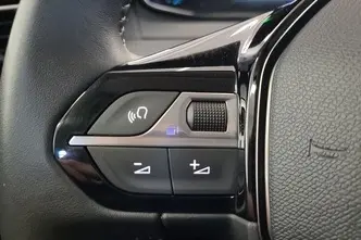 Peugeot 2008, electric, automatic, front-wheel drive