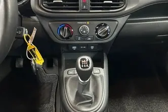 Hyundai i10, 1.0, 46 kW, petrol, manual, front-wheel drive