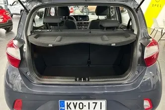 Hyundai i10, 1.0, 46 kW, petrol, manual, front-wheel drive