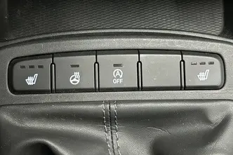 Hyundai i10, 1.0, 46 kW, petrol, manual, front-wheel drive