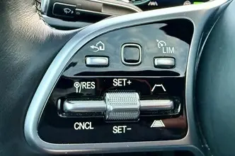 Mercedes-Benz GLE 350, 2.0, 143 kW, hybrid, automatic, four-wheel drive