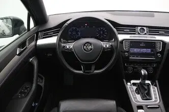 Volkswagen Passat, 1.4, 115 kW, plug-in hybrid, automatic, front-wheel drive