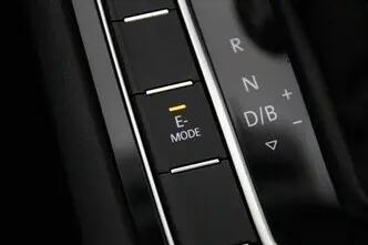 Volkswagen Passat, 1.4, 115 kW, plug-in hybrid, automatic, front-wheel drive