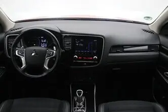Mitsubishi Outlander, 2.4, 99 kW, plug-in hybrid, automatic, four-wheel drive