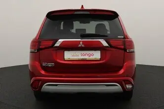 Mitsubishi Outlander, 2.4, 99 kW, plug-in hybrid, automatic, four-wheel drive