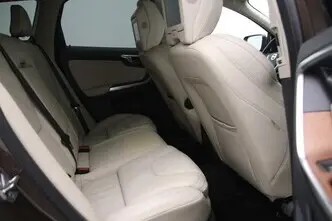 Volvo XC60, 2.0, 133 kW, diesel, automatic, front-wheel drive