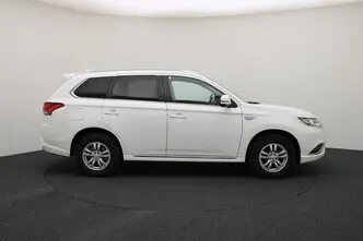 Mitsubishi Outlander, 2.4, 99 kW, plug-in hybrid, automatic, four-wheel drive