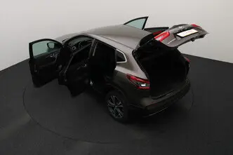 Nissan Qashqai, 1.2, 85 kW, petrol, automatic, front-wheel drive