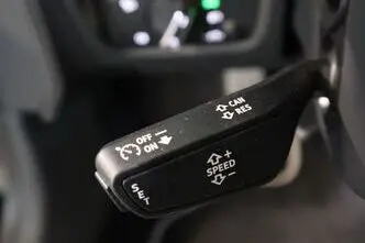 Audi R8, 5.2, 456 kW, petrol, automatic, four-wheel drive