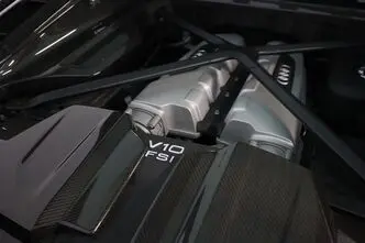 Audi R8, 5.2, 456 kW, petrol, automatic, four-wheel drive