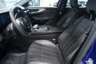 Renault Austral, 1.2, 96 kW, hybrid, automatic, front-wheel drive