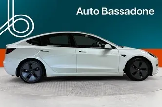 Tesla Model 3, 208 kW, electric, automatic, rear-wheel drive