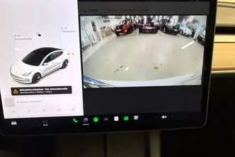 Tesla Model 3, 208 kW, electric, automatic, rear-wheel drive