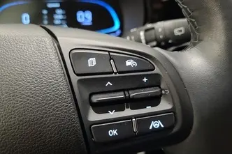 Hyundai i10, 1.0, 46 kW, petrol, manual, front-wheel drive