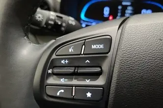 Hyundai i10, 1.0, 46 kW, petrol, manual, front-wheel drive