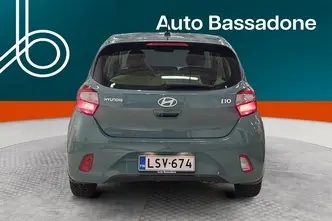 Hyundai i10, 1.0, 46 kW, petrol, manual, front-wheel drive
