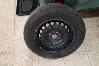 Hyundai i10, 1.0, 46 kW, petrol, manual, front-wheel drive