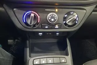 Hyundai i10, 1.0, 46 kW, petrol, manual, front-wheel drive