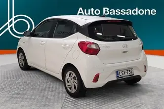 Hyundai i10, 1.0, 46 kW, petrol, manual, front-wheel drive