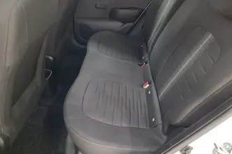 Hyundai i10, 1.0, 46 kW, petrol, manual, front-wheel drive